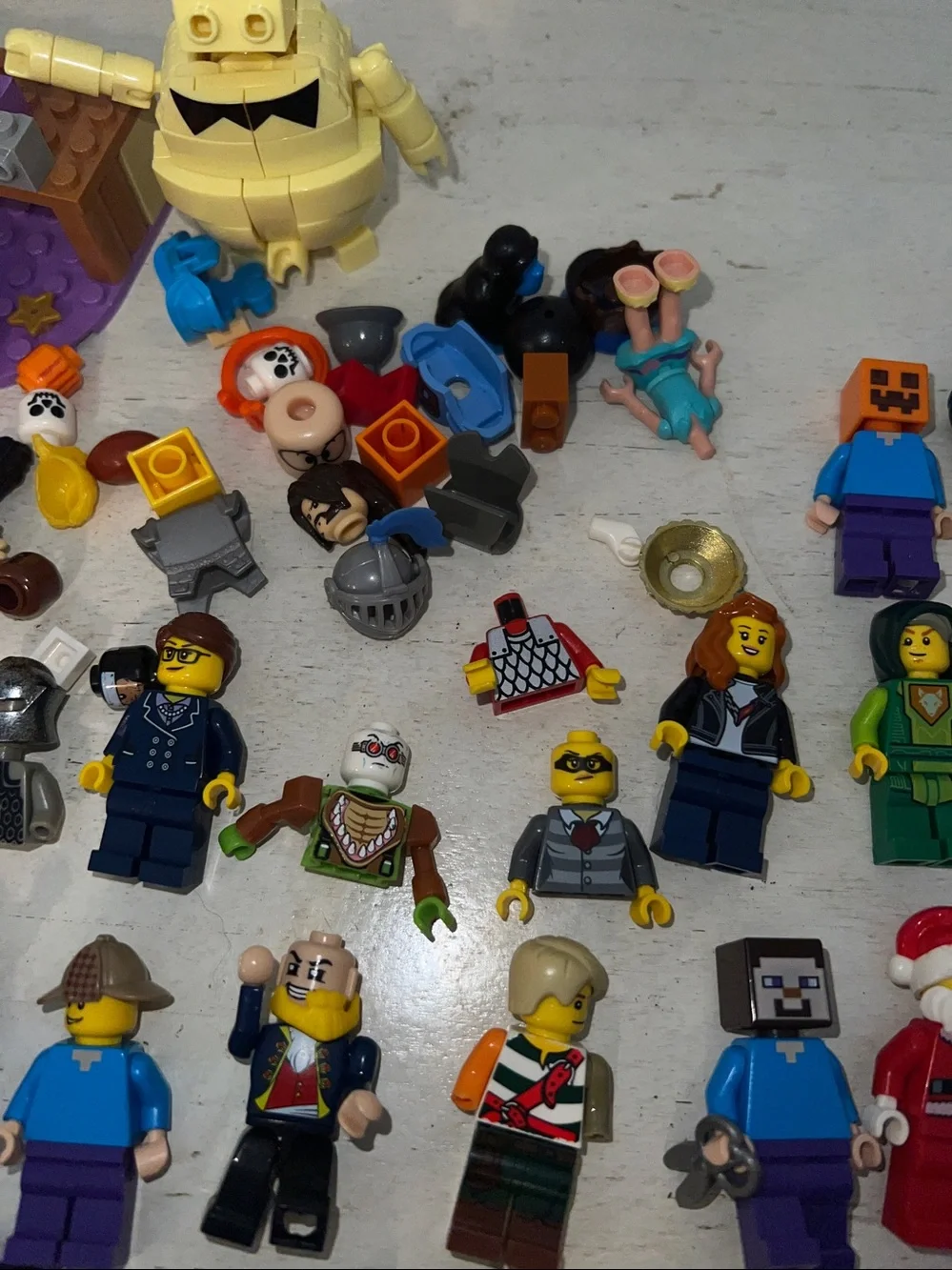 Large 25+ lot Lego mini figures plus extra